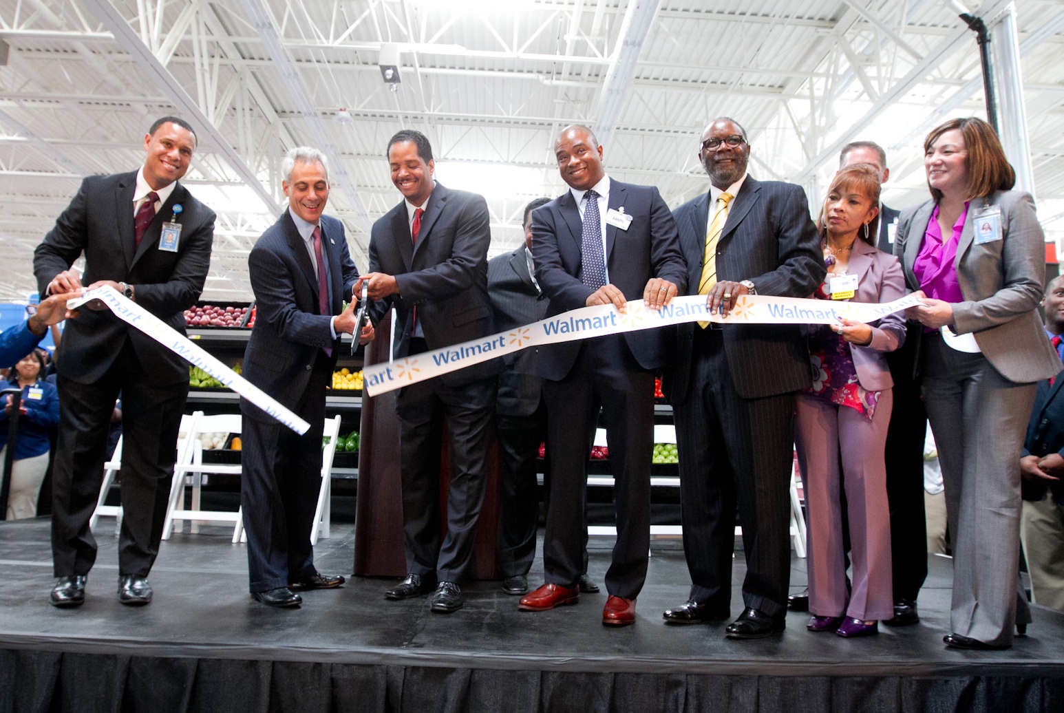 Mayor Emanuel joins Alderman Beale and community members at the grand opening of a new Walmart Supercenter in the Pullman neighborhood.